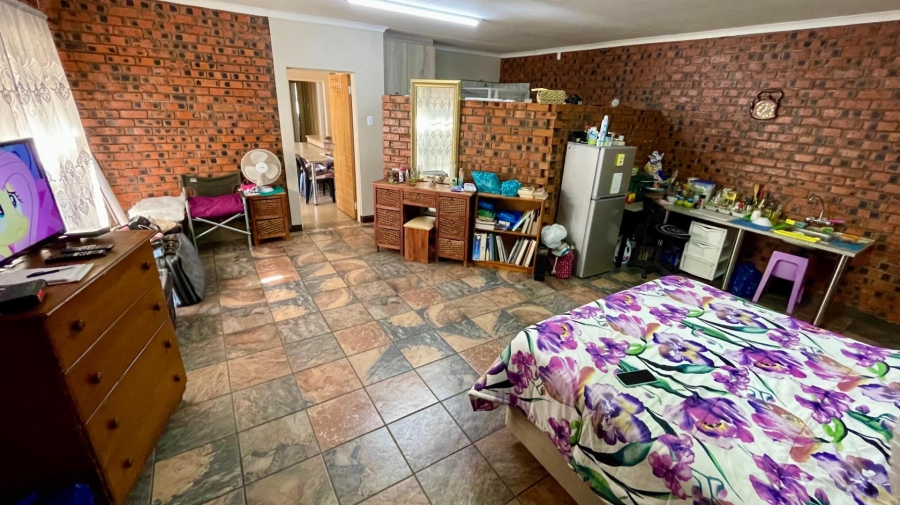 4 Bedroom Property for Sale in Wilgehof Free State